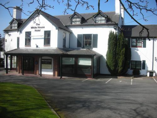 The White House Hotel Telford Eksteriør bilde